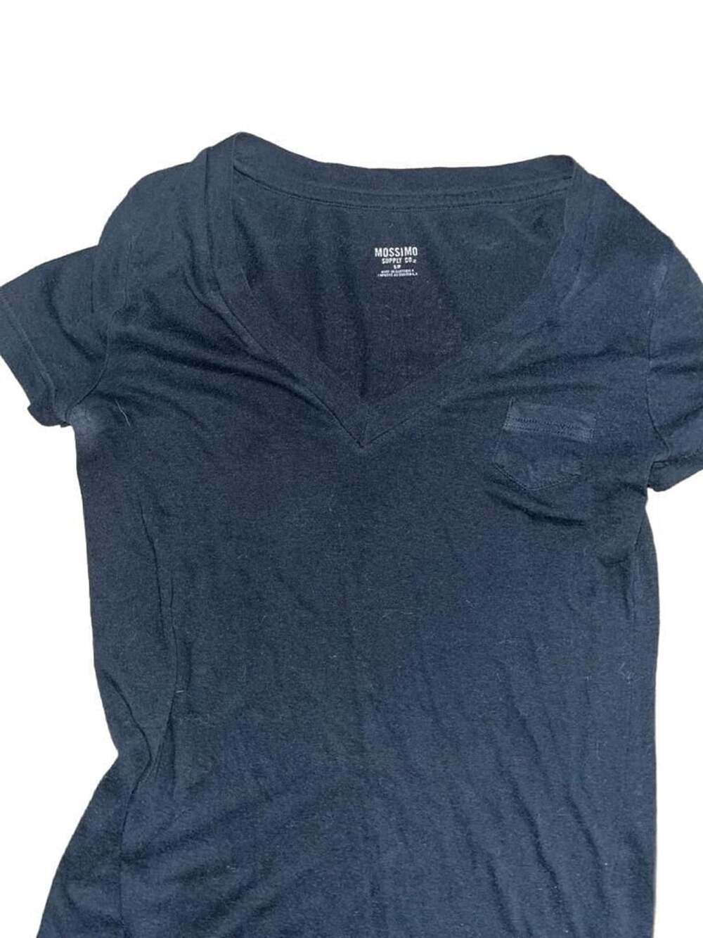 Mossimo Supply Co. Black V-Neck Short Sleeve Pocket T-Shirt - Picture 3 of 5